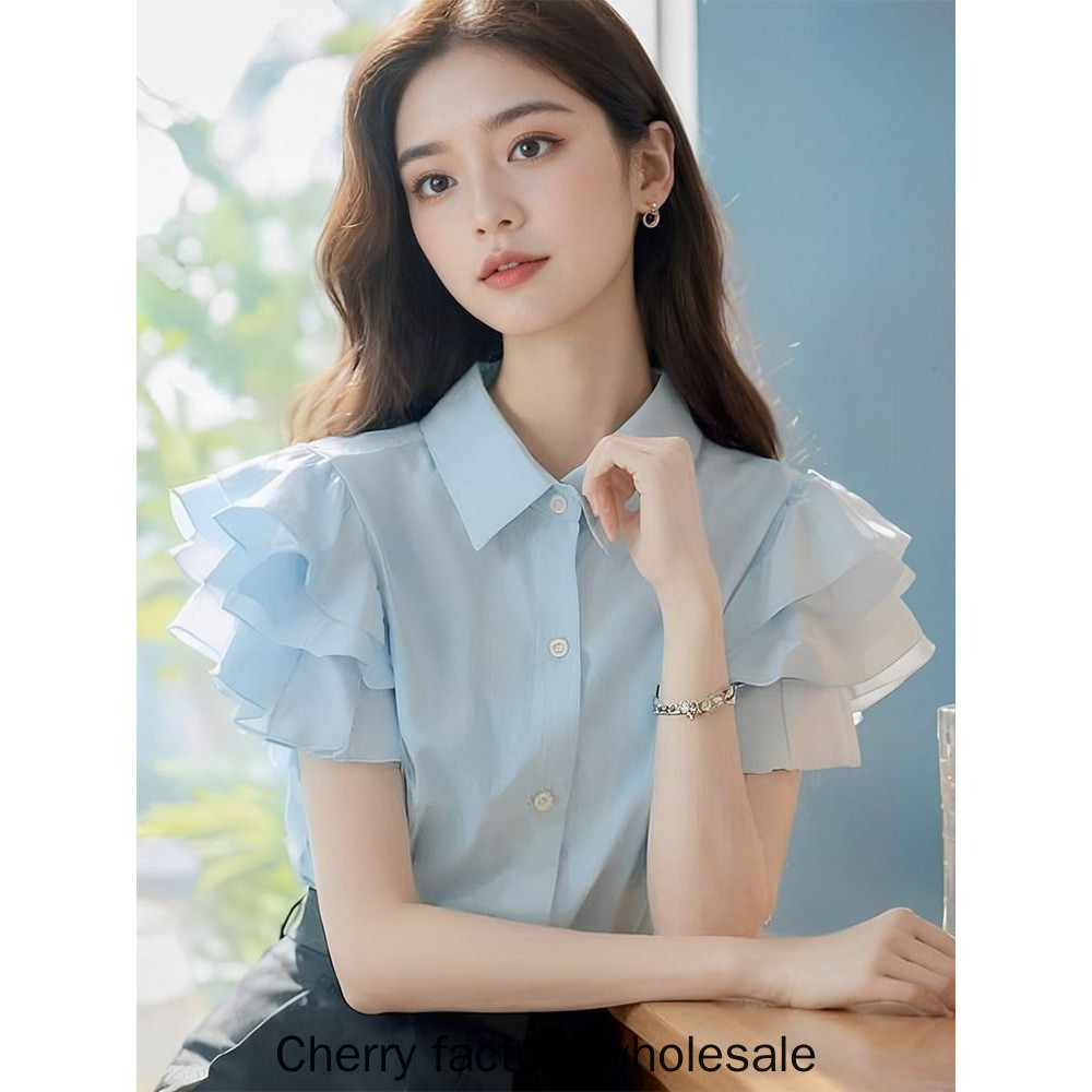 เสื้อผ้าผู้หญิงแฟชั่น สวย ลําลอง สุด ๆ ดี สูงสุด สีฟ้า น่าระทึกใจ เสื้อแขนสั้นสุภาพสตรีบนเสื้อผ้า