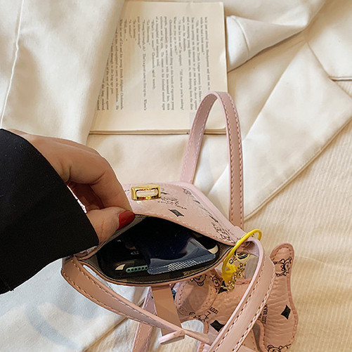 IELGY กระเป๋าโทรศัพท์มือถือสุภาพสตรี All-Match แนวตั้ง Cross-Body กระเป๋าสี่เหลี่ยมเล็กเวอร์ชั่นเกาหลีพิมพ์มินิน่ารักกระเป๋าใบเล็ก