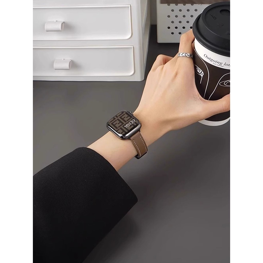 สายนาฬิกา iwatch4/3/2/1se สายรัดข้อมือหนังแท้แม่เหล็ก INS สำหรับ Apple Apple watch8/7/6/5นาฬิกา