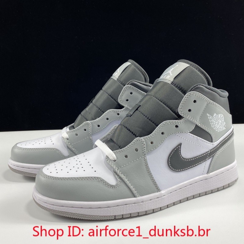 No.1 2024 Air Jordan 1 Mid Light Smoke Grey Smokeless Coal Running รองเท้าผ้าใบรองเท้าบาสเก็ตบอล 554