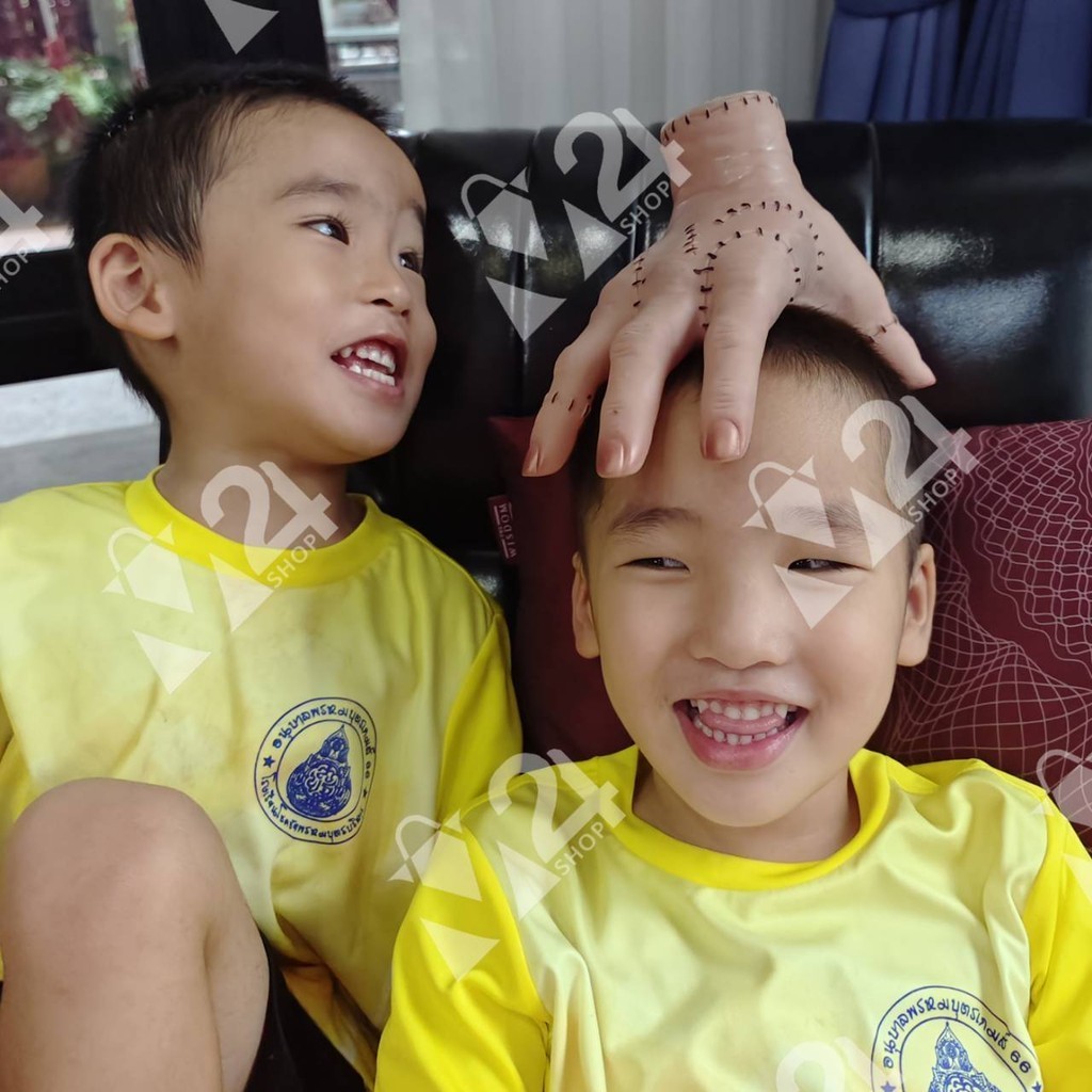 (1 ข้าง) มือปลอม มือผี ของเล่นฮาโลวีน มือธิง เวนด์เดย์ Thing hand halloween m24