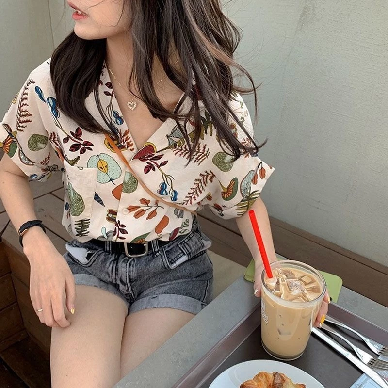 Couture เสื้อเชิ้ตแขนสั้น ผ้าชีฟอง ลายดอกไม้ thumbnail 5