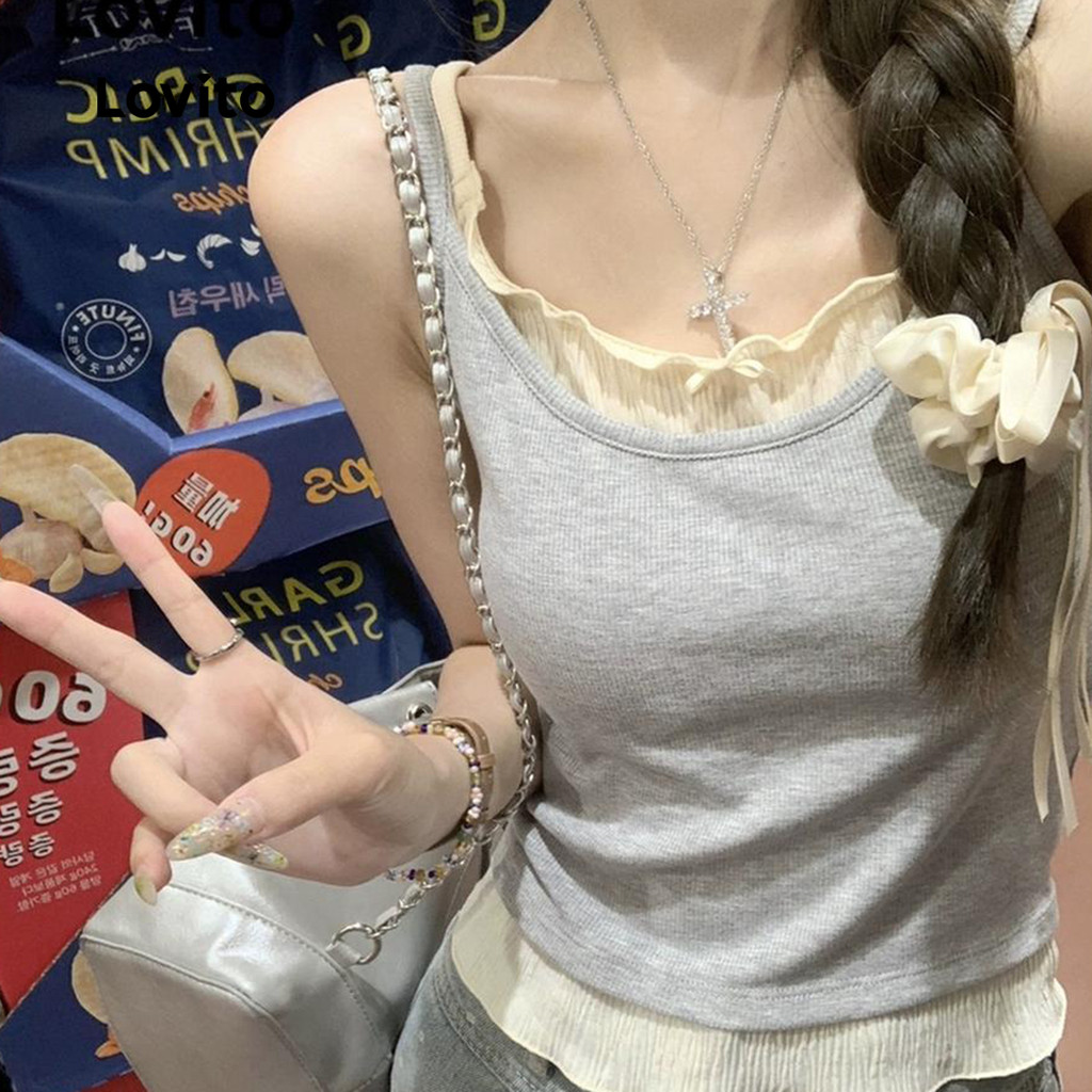 Lovito เสื้อกล้ามลายทางสีพื้น 2-in-1 สำหรับผู้หญิง LNA91202