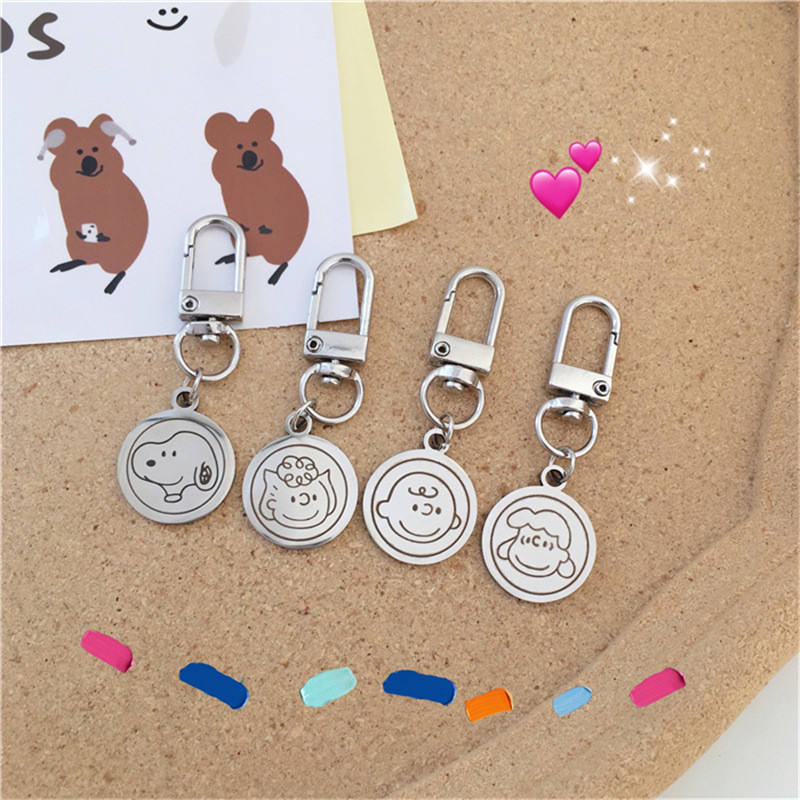 จี้พวงกุญแจ Snoopy เหล็กไทเทเนียมสร้างสรรค์ Ins อุปกรณ์เสริมน่ารัก - รูปที่ 3