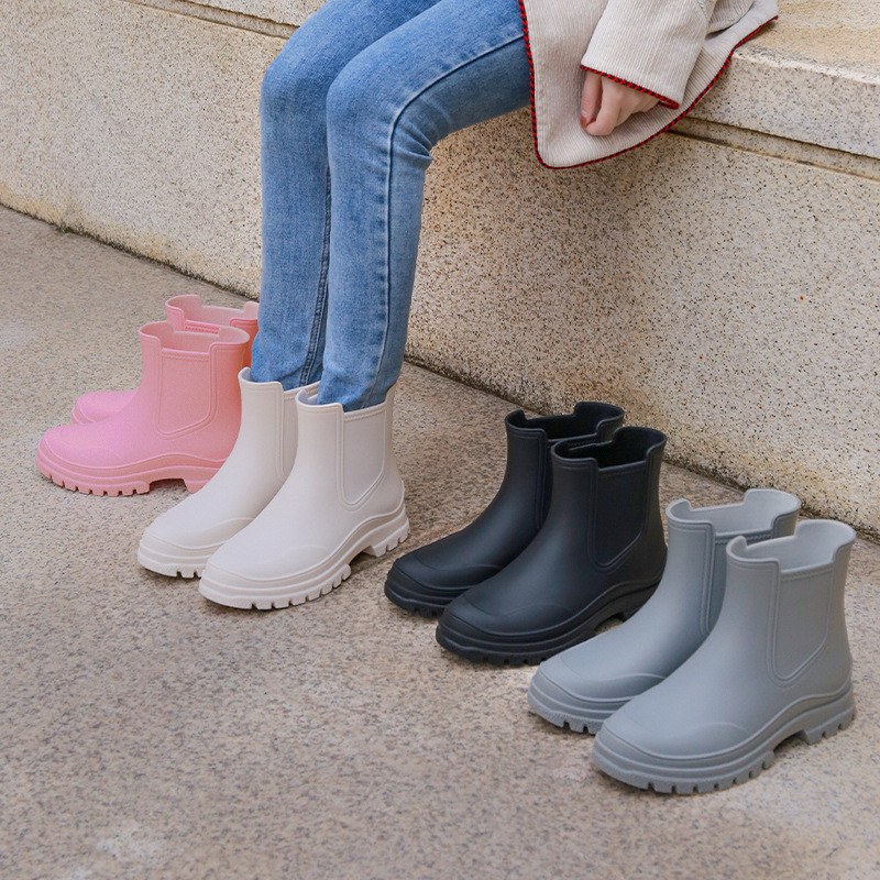Ready Stock Rain Boots/Rain Boots Rain Boots Ladies Rubber Shoes Adult Fashion Rain Boots Waterproof