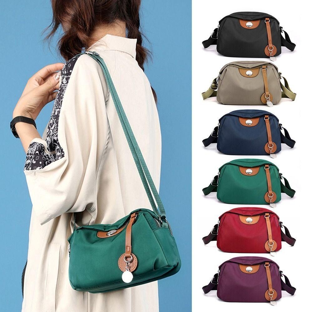 กระเป๋าสะพายข้างผู้หญิงแฟชั่น ผ้าไนลอนกันน้ำ BB00486