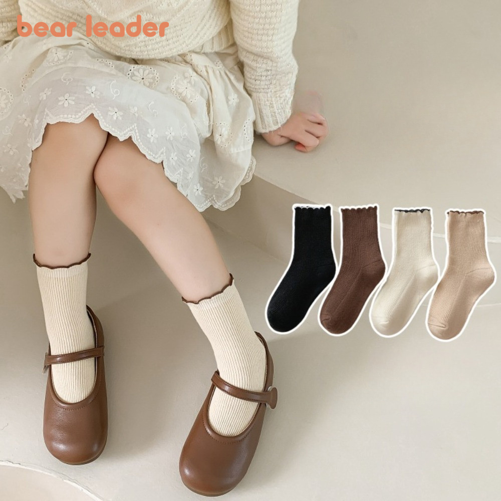 Bear Leader เกาหลีขอบหูไม ้ ถุงเท ้ าลูกไม ้ สีทึบสาวอุปกรณ ์ เสริมความยาวกลางถุงเท ้ าฤดูใบไม ้ ผลิฤดูใบไม ้ ร ่ วงสบายๆสวมใส ่