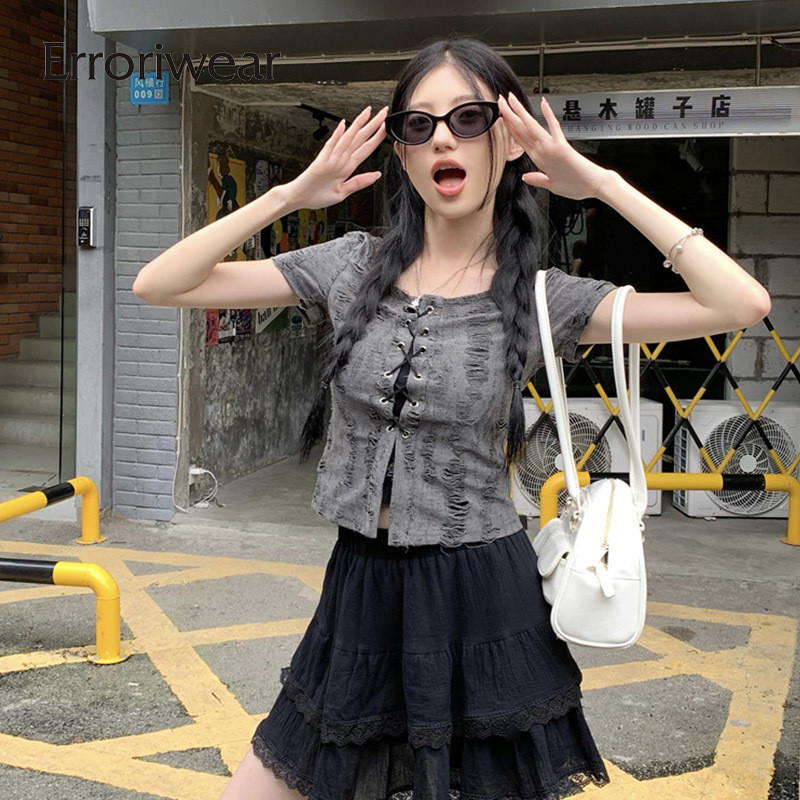 Erroriwear เสื ้ อยืดผู ้ หญิง 2024 แฟชั ่ น Contrast สีรอบคอ Causal Slim Fit แขนสั ้ นสองชุดด ้ านบน