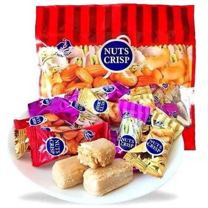 NUTS CRISP ขนมถั่วตุ๊บตั๊บ มีส่วนผสมของถั่ว 3 ชนิด  500กรัม