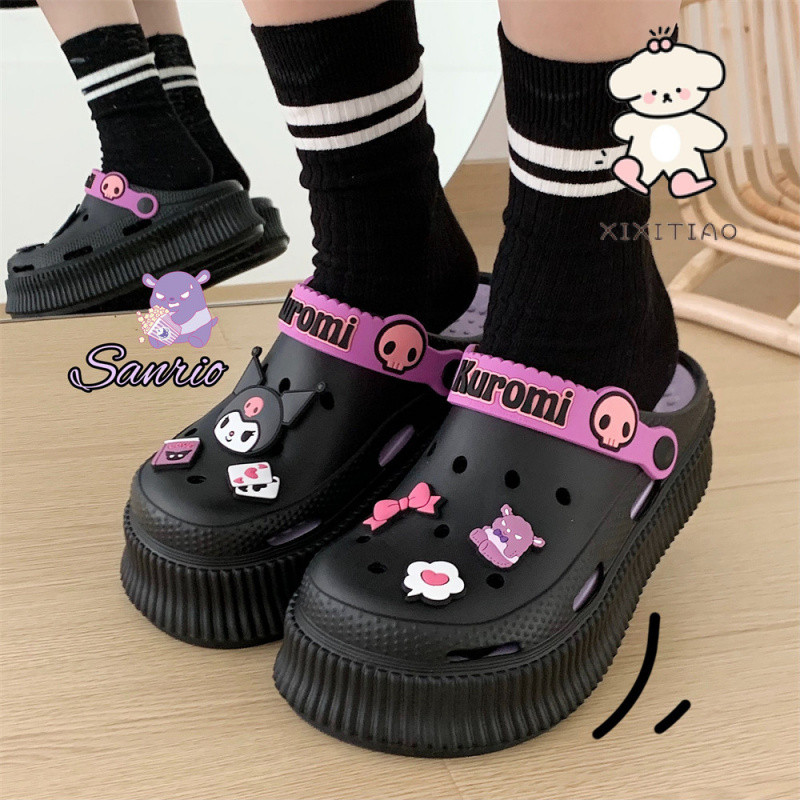 Xixitiao หนา Soled สวมใส่ด้านนอก Sanrio Sweet Cool น่ารัก Kuromi Baotou Hole รองเท้าผู้หญิงฤดูร้อน