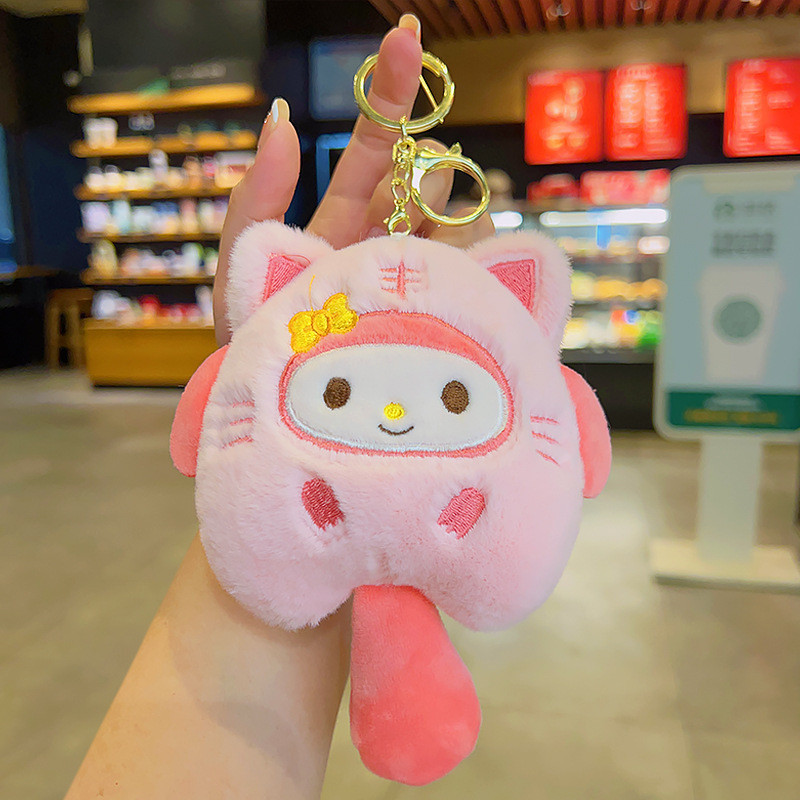จี ้ ตุ ๊ กตาสาวน ่ ารัก Sanrio Kuromi พวงกุญแจตุ ๊ กตาจี ้ กระเป ๋ าเดินทาง