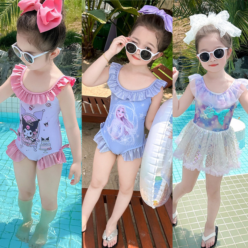 [สินค้าใหม่ฤดูร้อน] พร้อมสต็อก ชุดว่ายน้ําเด็กผู้หญิง คุโรมิ ชุดว่ายน้ําวันพีซชุดว่ายน้ําเด็กหญิงเสื้อกั๊กชุดว่ายน้ําเจ้าหญิงเอลซ่าเงือกกระโปรงชุดว