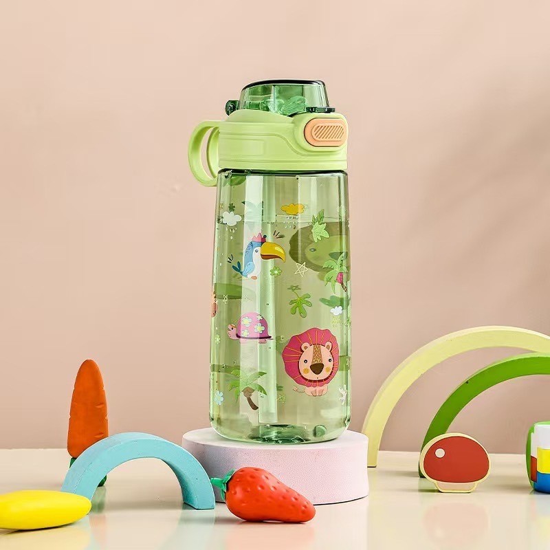 กระติกน้ำ ลายการ์ตูนสัตว์ น่ารักๆ ขนาด550ml  ถ้วยน้ำแบบพกพาน่ารัก พร้อมที่จับ แฟชั่น พร้อมหลอด มีหลากสีให้เลือก รูปที่ 2