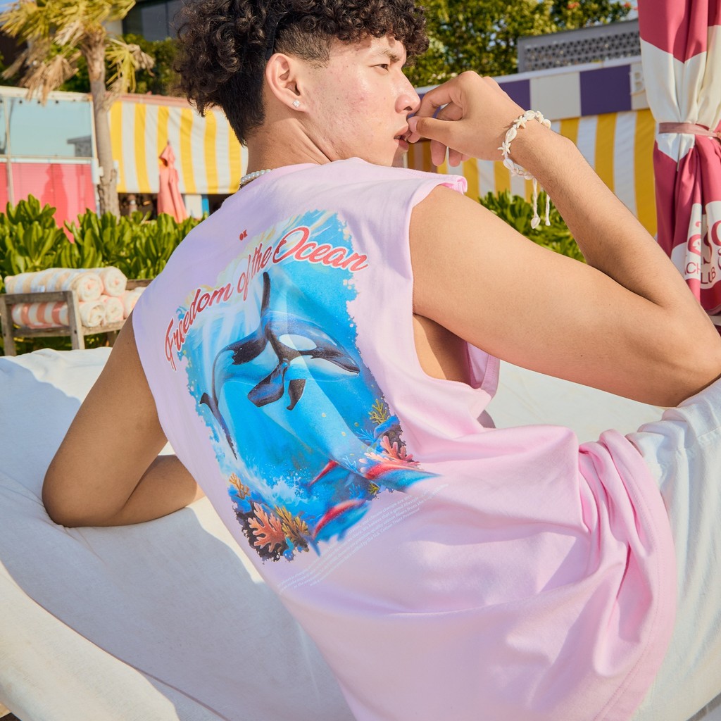 OK Apparel เสื้อยืดคอกลมแขนกุด ลาย freedom of the ocean Oversize Cotton ⚡️USAคุ้มสุด!⚡️