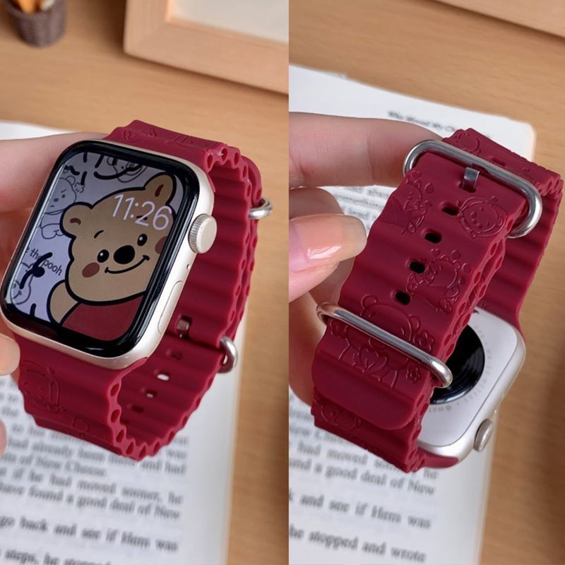 สายนาฬิกาหมีพูห์แกะสลักด้วยเลเซอร์สายนาฬิกาซิลิโคนพิมพ์ลายทางทะเลสำหรับ applewatch Apple Watch iWatch