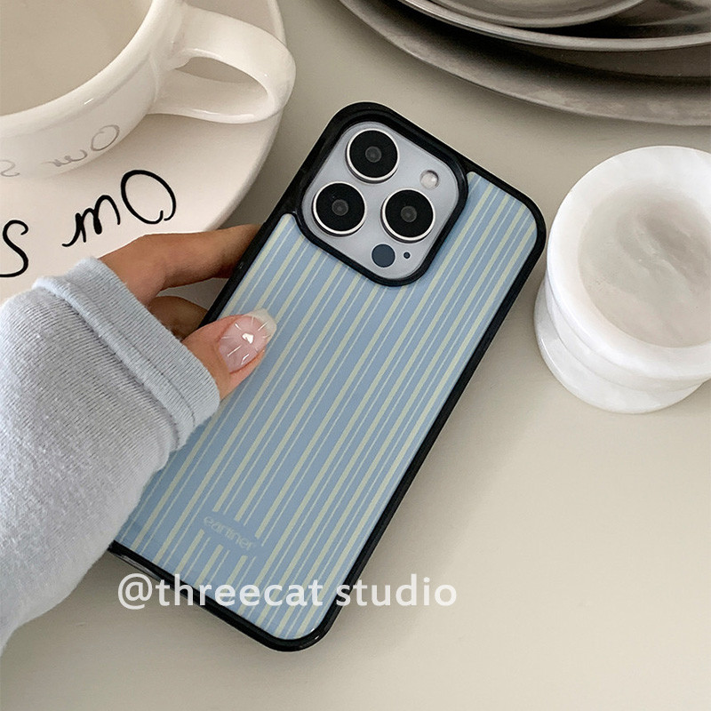 เกาหลี ins เคสโทรศัพท์ลาย Blue Stripes สําหรับ iphone16/15pro/14promax/13/12/11/xsmax กรณี XR ฝาครอบขอบสีดํา