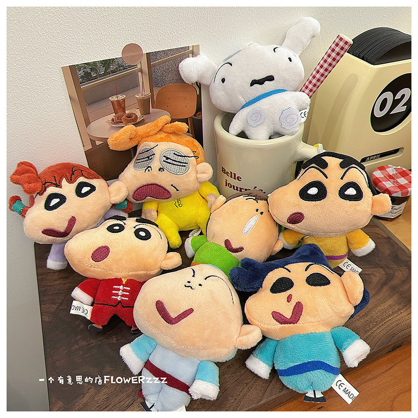 การ์ตูนน่ารัก Kung Fu Xiaokui จี้ตุ๊กตา Hong Shenghan Crayon Shin-Chan พวงกุญแจจี้ผู้ชายผู้หญิงคู่