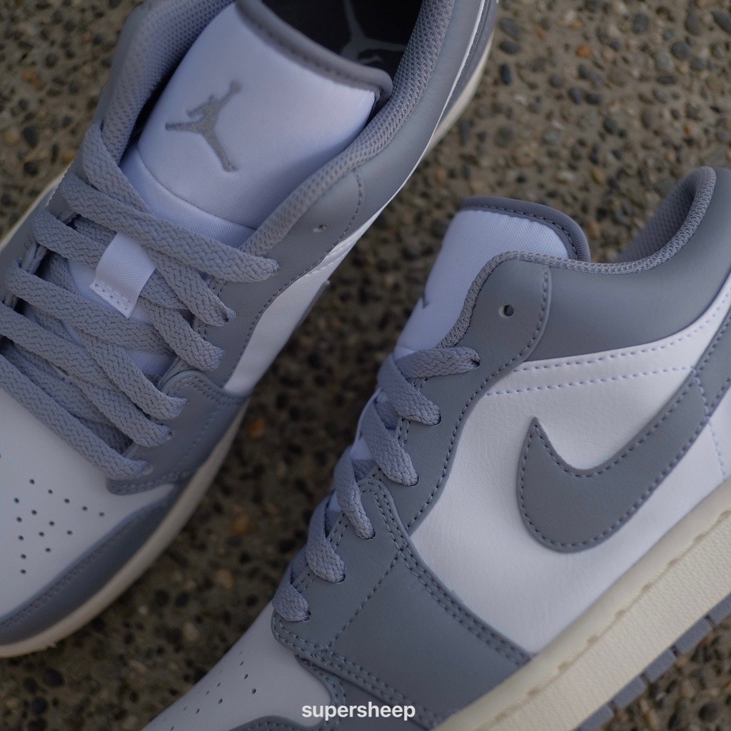 A/J 1 Low Vintage Grey Cream Base Off-White Male 553558-053 553560-053