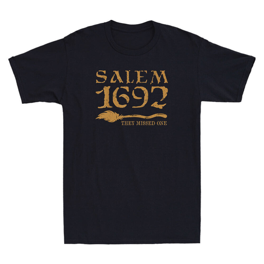 Salem 1692 พวกเขาพลาด One Funny Witch Broom Halloween Vintage Mens T-Shirt