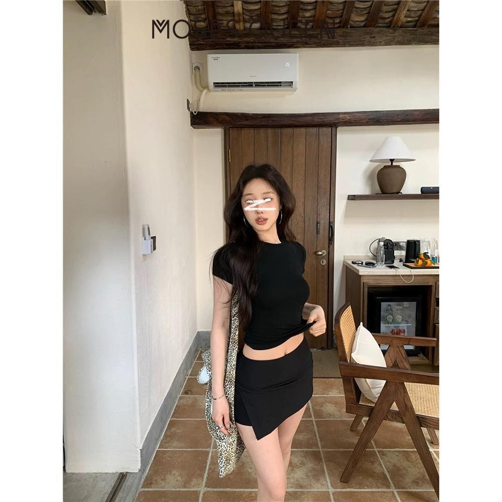 MOSESQUEEN เสื้อยืดแขนสั้นคอกลมรัดรูปแบบอเมริกันสําหรับผู้หญิงในฤดูร้อนสาวร้อนเสื้อบอททอมบางและอเนกประสงค์อารมณ์สั้นสะดือด้านบน #62846 - ภาพย่อย 5