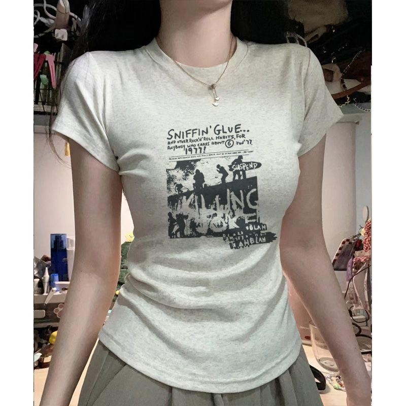 สไตล์ใหม่ของผู้หญิงเสื้อยืด ทรงสลิม แขนสั้น ทำจากผ้าฝ้าย พิมพ์ลายฤดูร้อนใหม่ ท๊อป