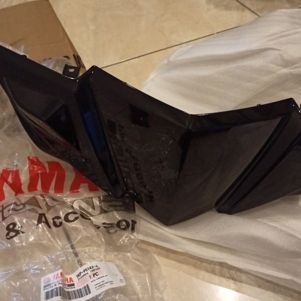 ฝาครอบหน้าสีดํา Yamaha SOUL GT 115 1KP-F6143-00-P7 ฝาครอบ, UPPER HANDLEBAR 1 (SMX) 1KP Soulgt 115cc 