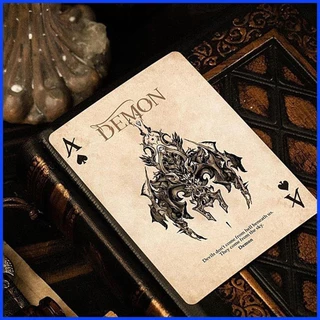 ไพ่โป๊กเกอร์ ลาย Devil's Eye แบบสร้างสรรค์ สําหรับเก็บสะสม