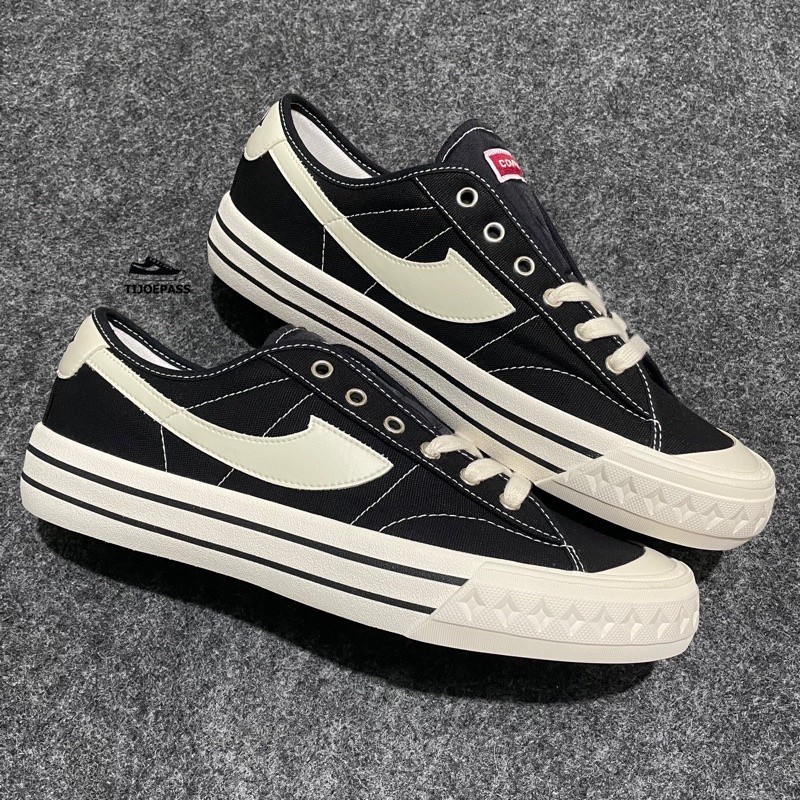 Compass Retrograde Black White Low Shoes - รองเท้าผ้าใบ Unisex พร้อมการรับประกัน