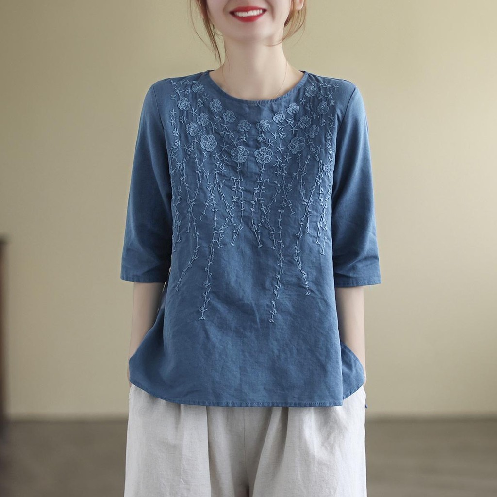 Pure Cotton Art Retro ผ้าฝ้ายผ้าลินินสีทึบสามไตรมาสแขน Simple All-Match เสื้อยืดผู้หญิง Heavy Craft เย็บปักถักร้อย