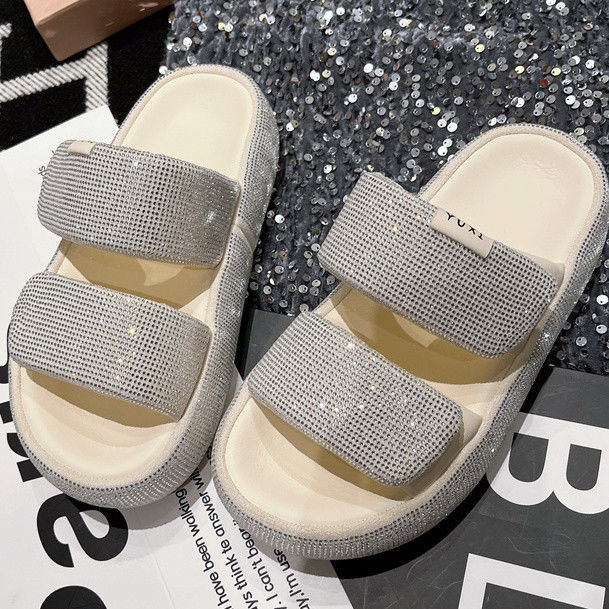 2024 ฤดูร้อนสไตล์ใหม่ Small Man 7 มัฟฟินด้านล่าง Rhinestone Flip-Flops ผู้หญิง Casual All-Match หนา Soled ของแท้หนัง Slipp