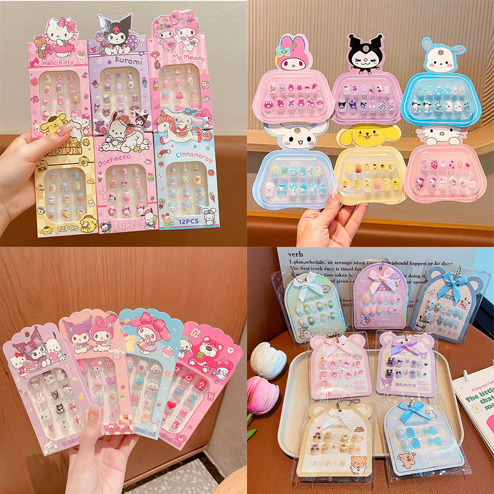 SANRIO 12ชิ้น/เซ็ต ซานริโอ สติ๊กเกอร์ติดเล็บสาวน่ารักสติกเกอร์เล็บที่ถอดออกได้เด็กเล็บแถบหวานและน่ารักสวมใส่เล็บ