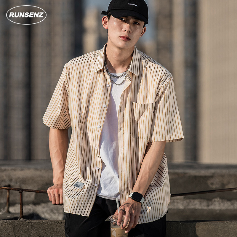 เสื้อแจ็กเก็ต แขนสั้น ลายทาง ทรงหลวม พลัสไซซ์ สไตล์เกาหลี แฟชั่นฤดูร้อน สําหรับผู้ชาย ไซซ์ M - 8XL