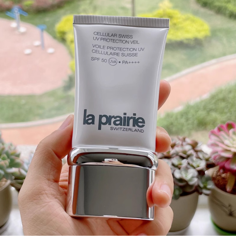 La Prairie Lightweight Sunscreen UV Protection 50ml SPF50PA