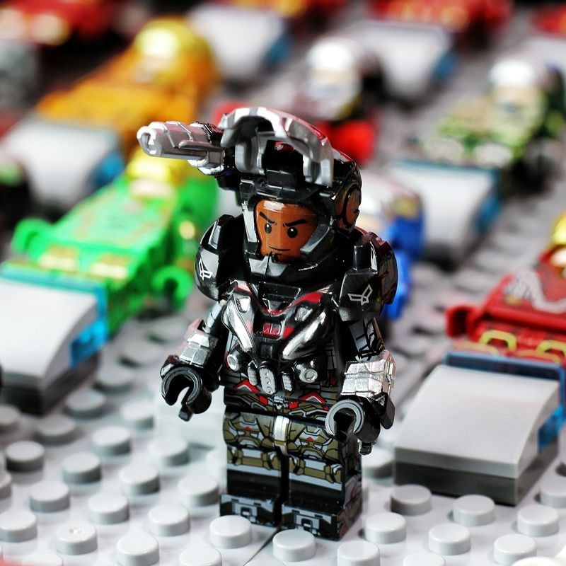 ใช ้ งานร ่ วมกับ Lego Avengers 4 War Robot Building Block Minifigure Iron Man Rescue Mecha ของเล ่ น WM723 FHQU
