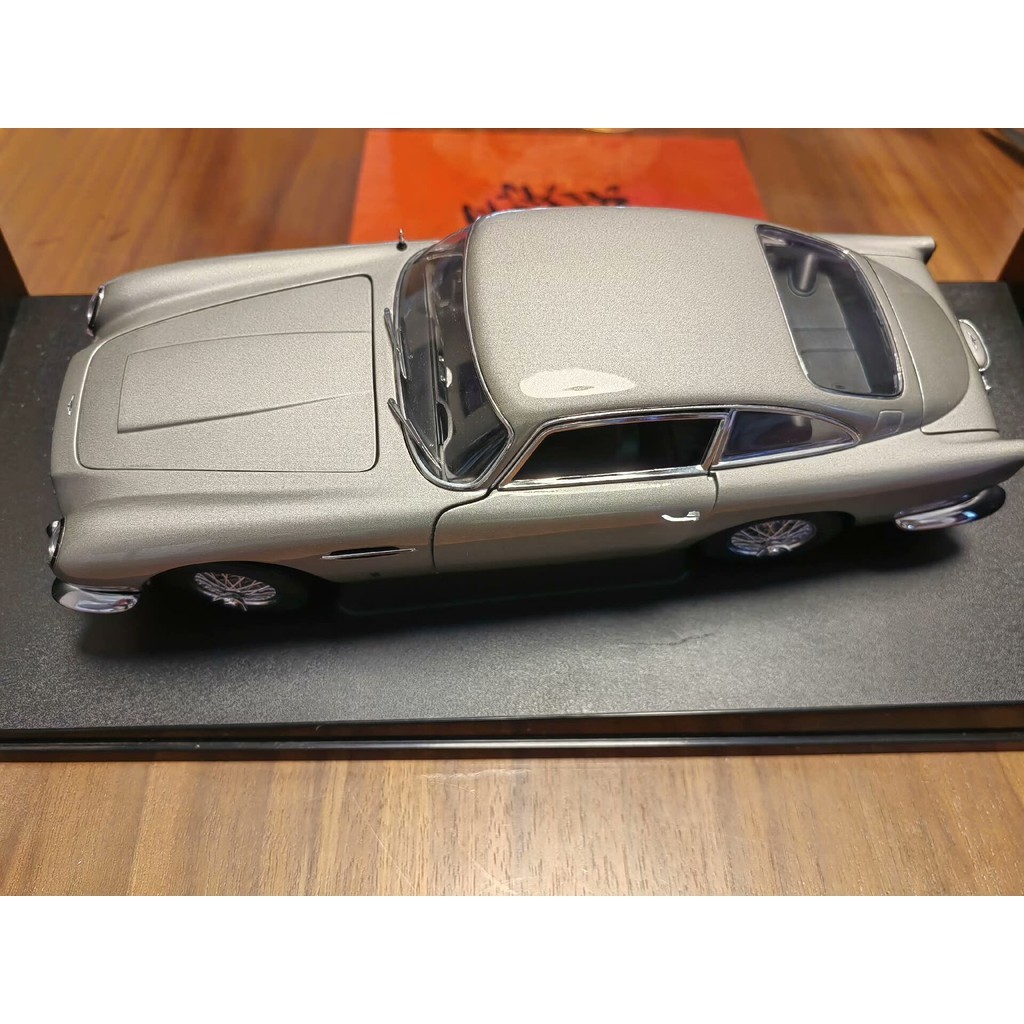 1/18 Autoart Aston Martin DB5 007 รุ ่ นพิเศษ,