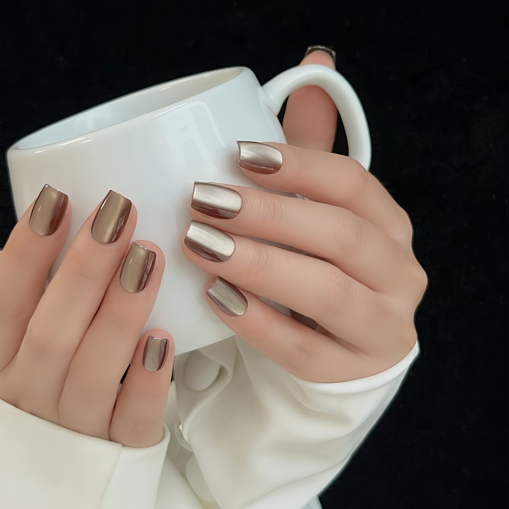 10 ชิ้นเล็บใหม่สวมกาแฟคาราเมลสีขาวรอบด้านสั้น T-type เล็บปลอม