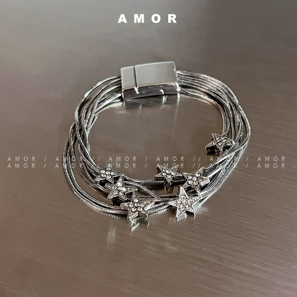 สาวเผ็ดหวานและเย็นหลายชั้นประกายเพชรดาวสร้อยข้อมือแม่เหล็ก อินสตาแกรม กับสไตล์เย็นและสง่างาม - รูปที่ 3