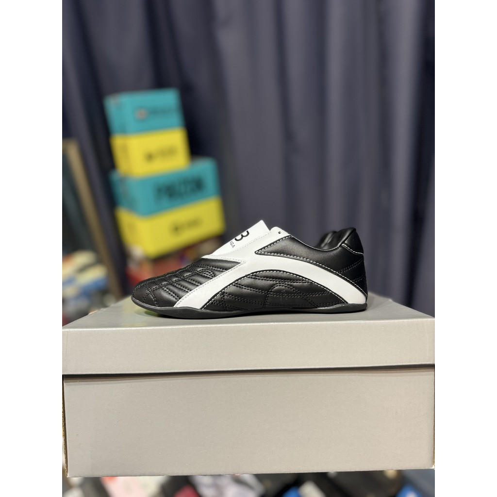 Balenciaga Balenciaga Round Toe Laced-Up Wear-Resistant Low-Top German Training Racing Shoes Life Ca