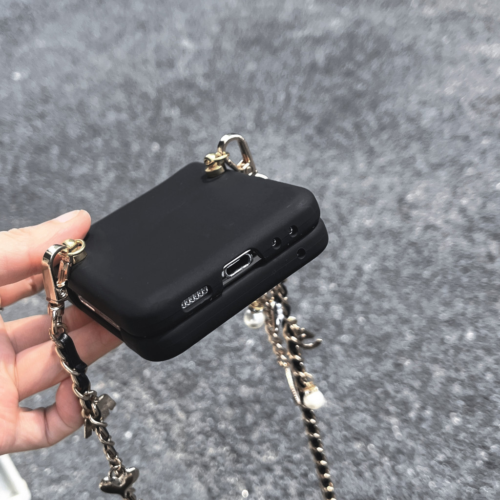 Flip7 Z Flip6 Samsung Galaxy Z Flip5 card Case แฟชั่น camellia พร้อมสายโซ่ยาว Samsung Galaxy Z Flip 3 Flip 4 5G hard กันกระแทกโทรศัพท์ความคิดสร้างสรรค์กรณีฝาครอบ - รูปที่ 2