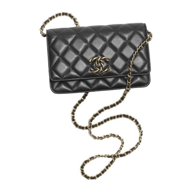 Chanel/Chanel womens bag Pochette black lambskin diamond patterned quilted mini one shoulder crossbody