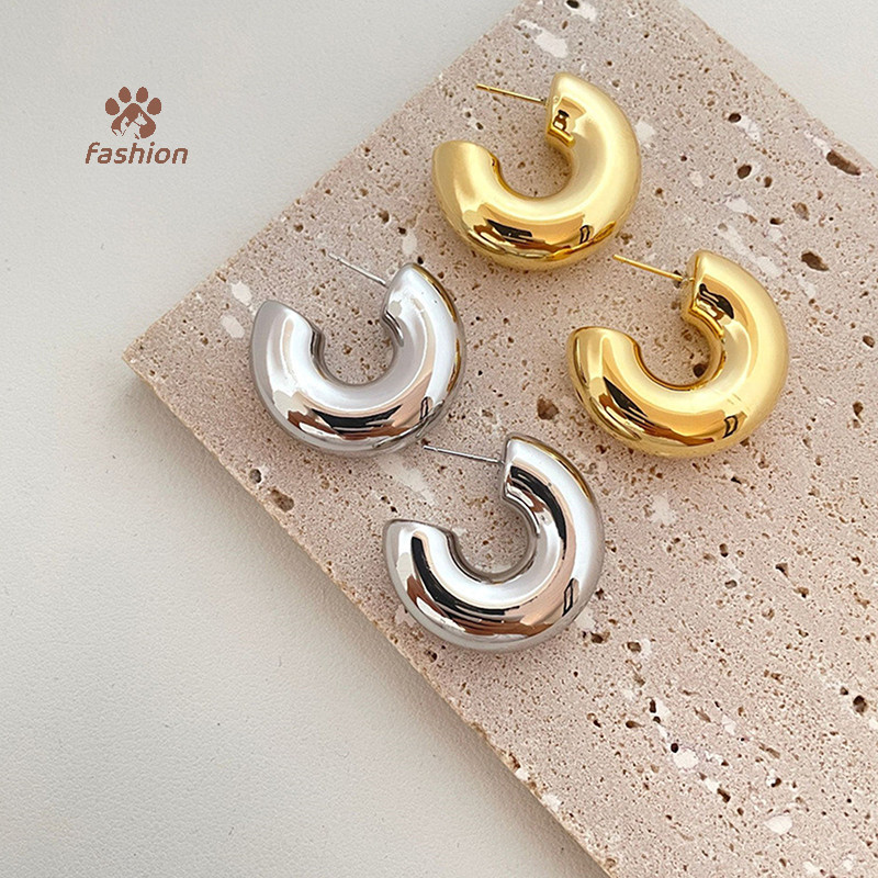 [แฟชั่น] ใหม่ Retro โลหะ Chunky C รูปร่าง Hoop ต่างหู Glossy Gold สีรอบหนา Hoops ต่างหูเครื่องประดับหูของขวัญ {TH}