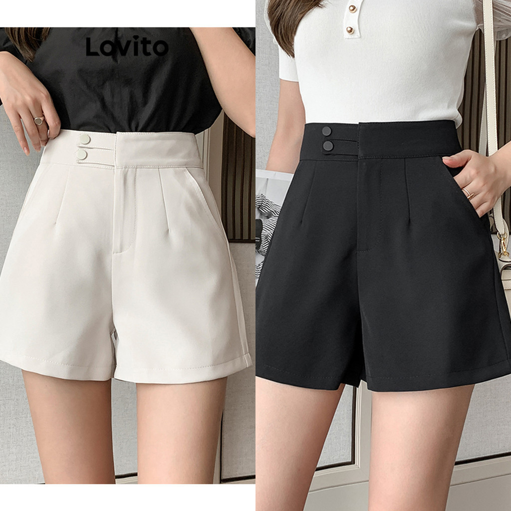 Lovito กางเกงขาสั้นผู้หญิง แต่งกระเป๋า แต่งกระดุมคู่ สีพื้น สไตล์ลำลอง LNE48267