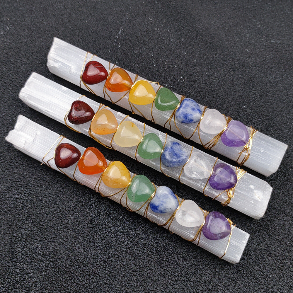 คริสตัลธรรมชาติหยกที่มีสีสันหัวใจดาวห้าแฉกพลาสเตอร์ติดน้ําหยดเจ็ดหลอดเลือดดําจับคู่ไขลานเล่นชิ้นการค้าต่างประเทศ