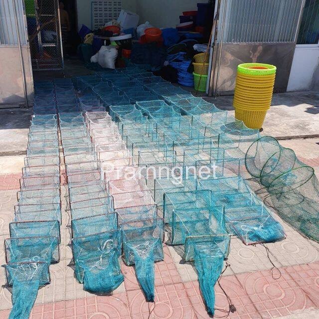 ไซหนอน ไอ้โง่ดักกุ้ง  ทำจากเหล็กอย่างดี 19x31x29-40x60x19 ยาว 9เมตร (ตัวเขียว,ตัวขาว,เอ็นใส) เหล็กหนา