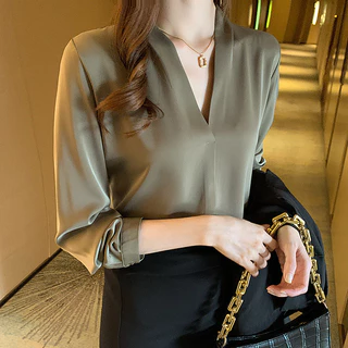 S-2XL เสื้อเชิ้ตผ้าซาตินคอวีแฟชั่นเรียบง่าย แขนยาว เสื้อเชิ้ตผู้หญิง เสื้อเชิ้ตทำงาน