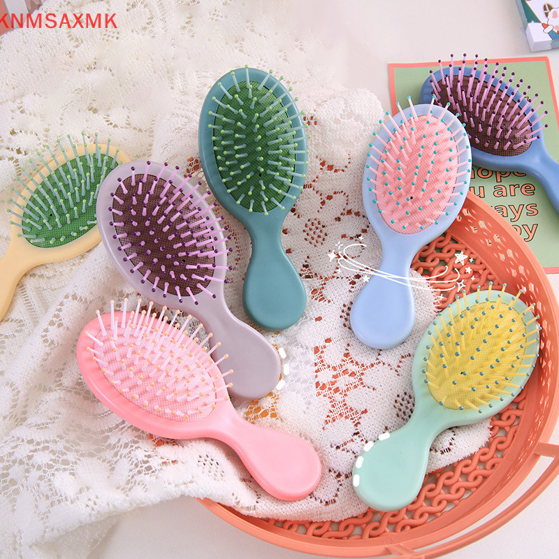 Zhechuibbb.th Mini Soft Bristles สําหรับผู ้ หญิงเด ็ กทารกเด ็ กแปรงผมเปียกหวีผมกระเป ๋ าขนาดเล ็ ก Travel แปรงผมหวีผมเด ็ กวัยหัดเดินเงินใหม ่