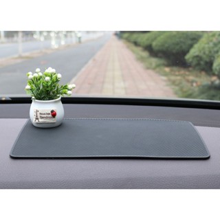 แผ่นรองกันลื่น วางสิ่งของบนรถยนต์ สำหรับ ใช้งานในรถบนต์ 048