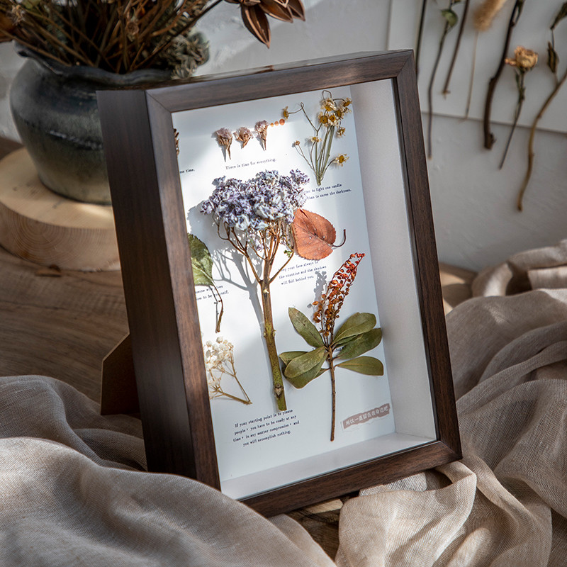 กรอบรูปดอกไม้แห้ง กรอบรูป DIY กล่องใส่ดอกไม้ สไตล์เรโทร สําหรับตกแต่งบ้าน มีหลายขนาด(กรอบรูปอย่างเดียว)