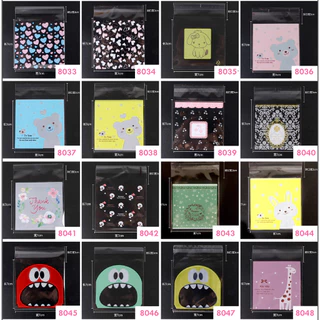 ถุงคุ๊กกี้ ฝากาว ขนาด 7x7 ซม.และ 10x10 ซม. (95-100 ใบ) (สุ่มลาย)