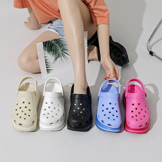 Sandal Wanita CROSS Classic Mega /  Cross Mega Crush Clog Sandal Woman
